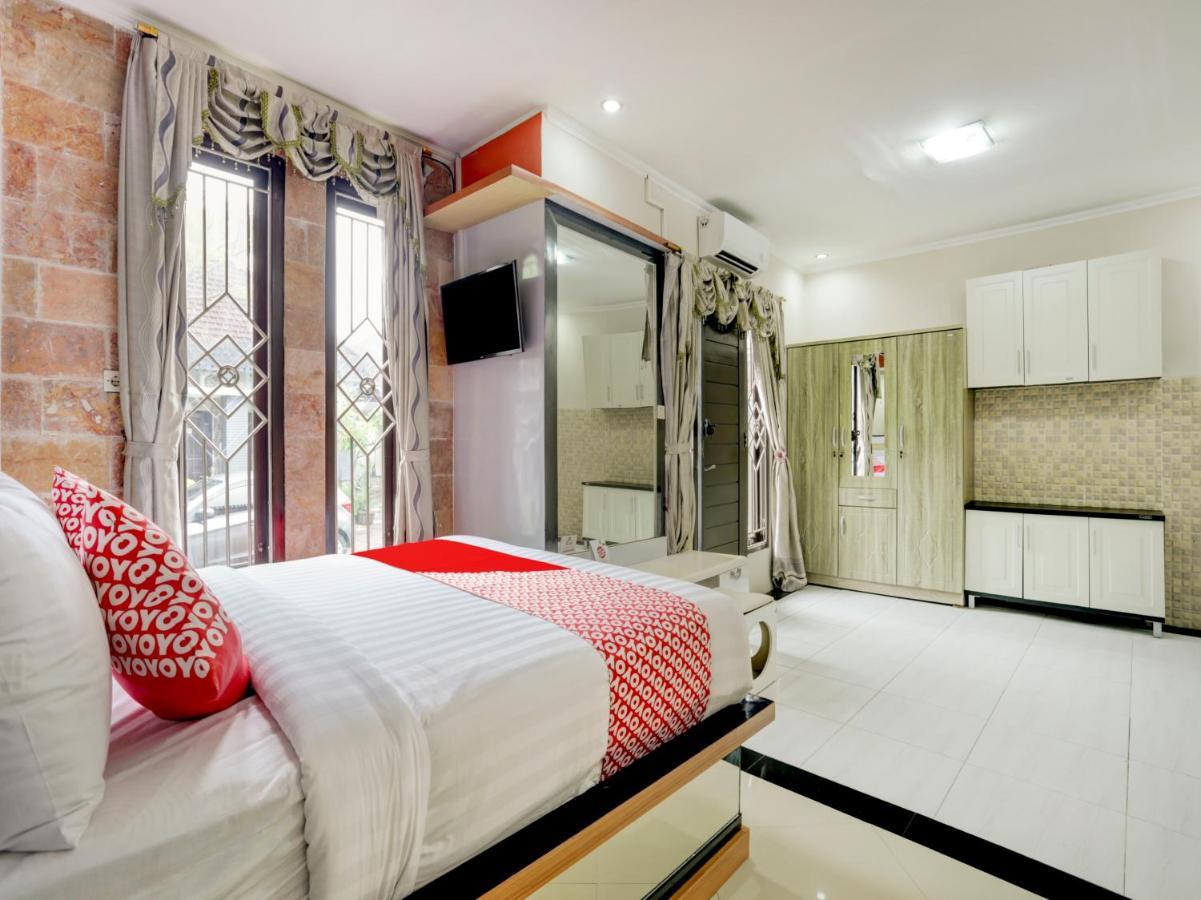Oyo 90131 Liberty Guest House Sempidi Esterno foto